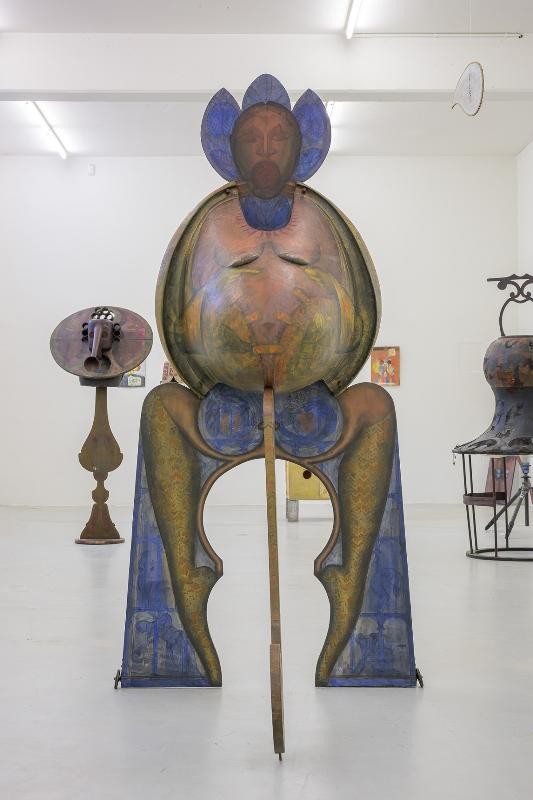 Nahaufnahme bewegliche Skulptur, mythologische Figur