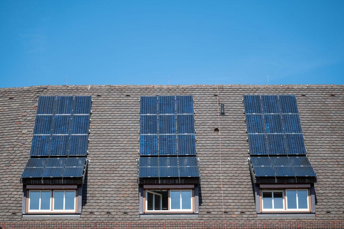 Photovoltaikanlagen auf einem Dach