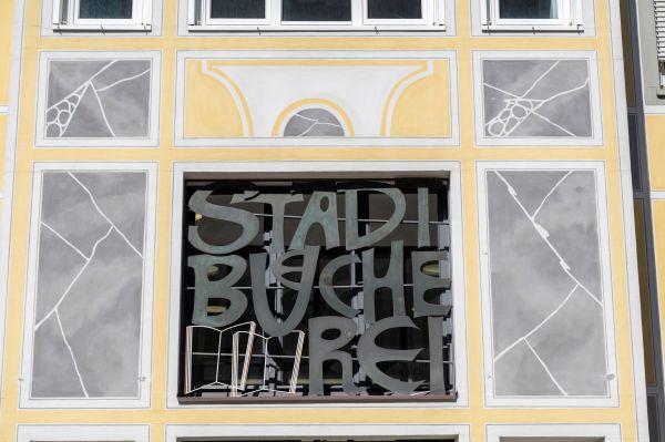 Fassade der Stadtbibliothek