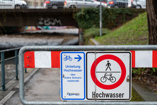 Sperrung des Dreisamuferwegs