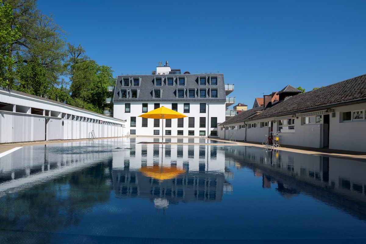 Das Schwimmbecken im Lorettobad.