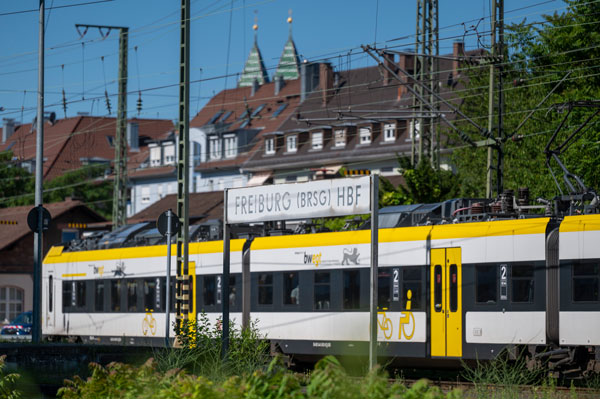 Bahngleis am Freiburger Hauptbahnhof