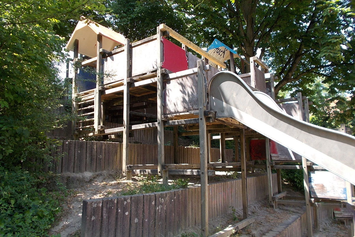 Spielplatz Im Mohnacker