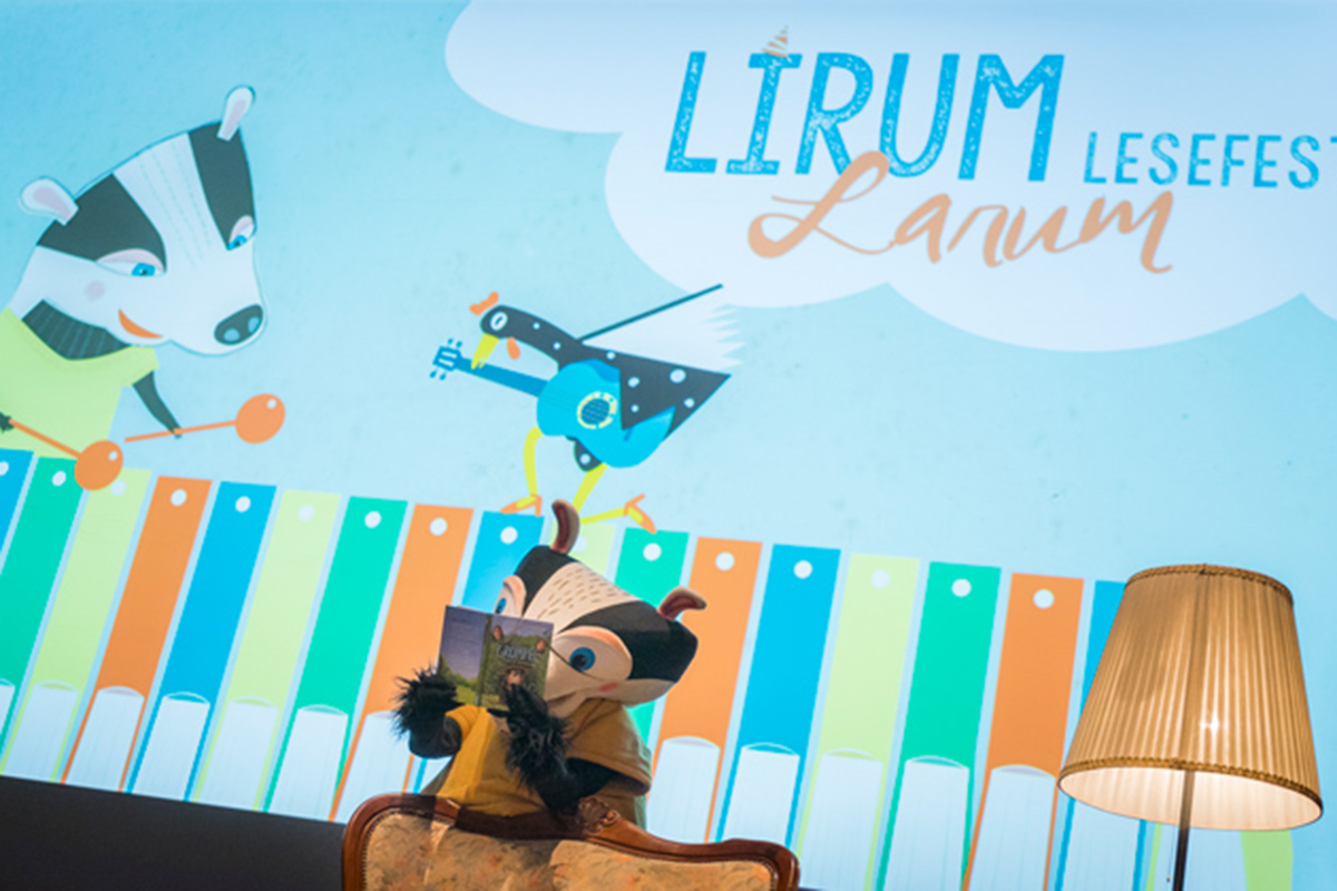 Lesedachs Logo des Lirum Larum Lesefestes
