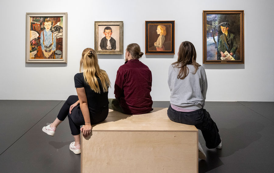 Modern Times: Die städtischen Museen sind schon dieses Jahr jeden Besuch wert. 2025 lohnt eine Jahreskarte noch mehr – dann wird das Augustinermuseum nach 20 Jahren komplett fertig. Modern Times: Die städtischen Museen sind schon dieses Jahr jeden Besuch wert. 2025 lohnt eine Jahreskarte noch mehr – dann wird das Augustinermuseum nach 20 Jahren komplett fertig.