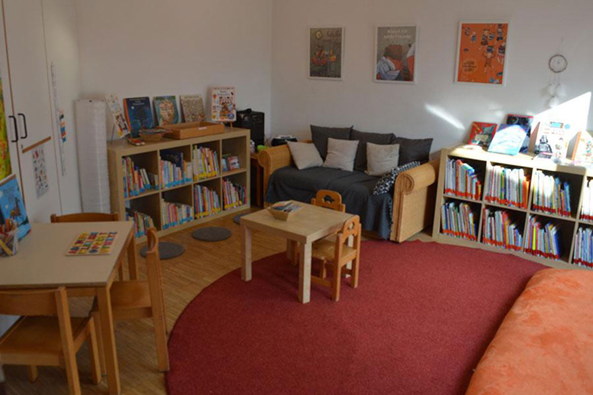 Bibliothek und Leseecke