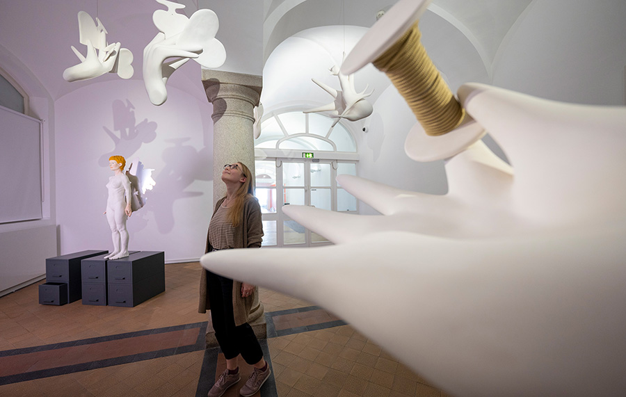 Bis die Bude brummt: Bei der Jubiläumsausstellung zum 30-jährigen Bestehen des Fördervereins zeigt das Museum für Neue Kunst, was es dieser besonderen Partnerschaft zu verdanken hat. Bis die Bude brummt: Bei der Jubiläumsausstellung zum 30-jährigen Bestehen des Fördervereins zeigt das Museum für Neue Kunst, was es dieser besonderen Partnerschaft zu verdanken hat.