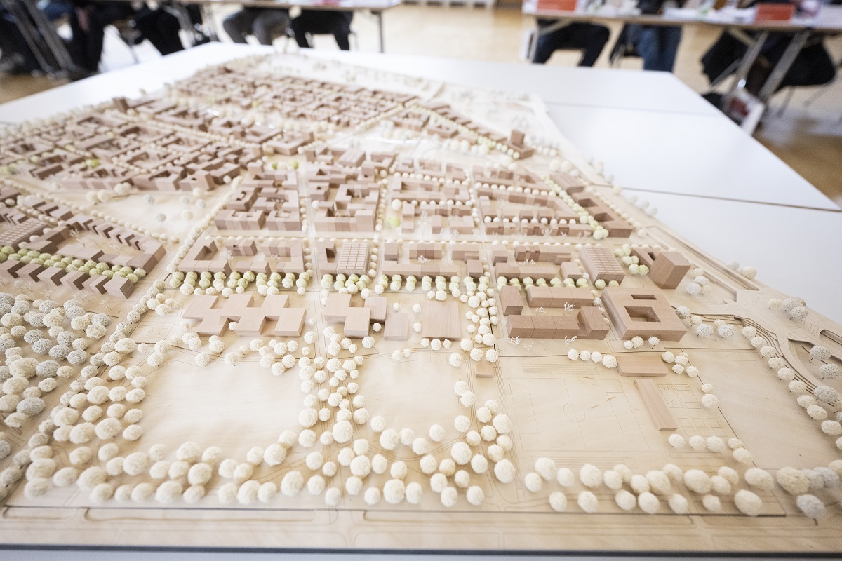 Holzmodell eines Stadtteils