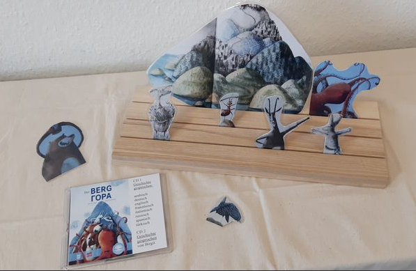 Nach eigenen Ideen können der Bär, das Schaf, der Oktopus, die Ameise, das Schaf, der Schneehase und der Zugvogel zum Leben erweckt werden.