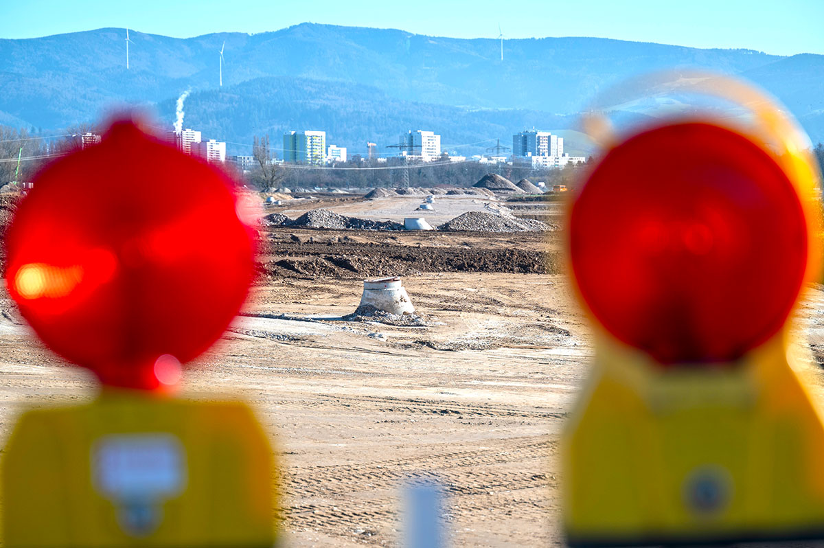Straßenarbeiten im neuen Baugebiet