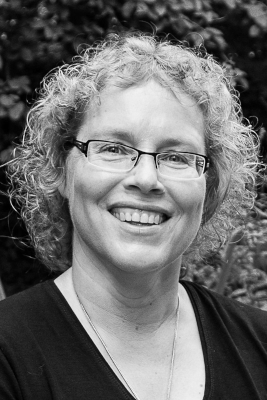 Katja Brandis