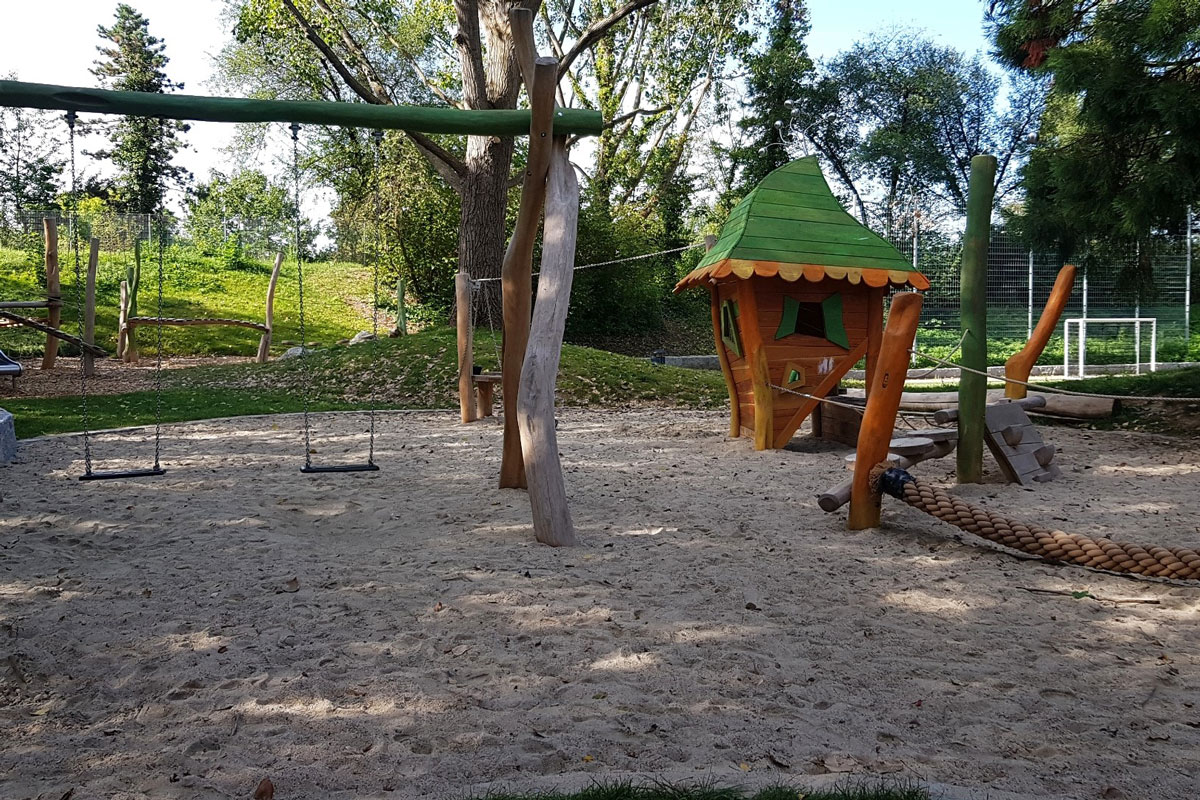 Kinderspielplatz Ferdinand-Weiß-Straße