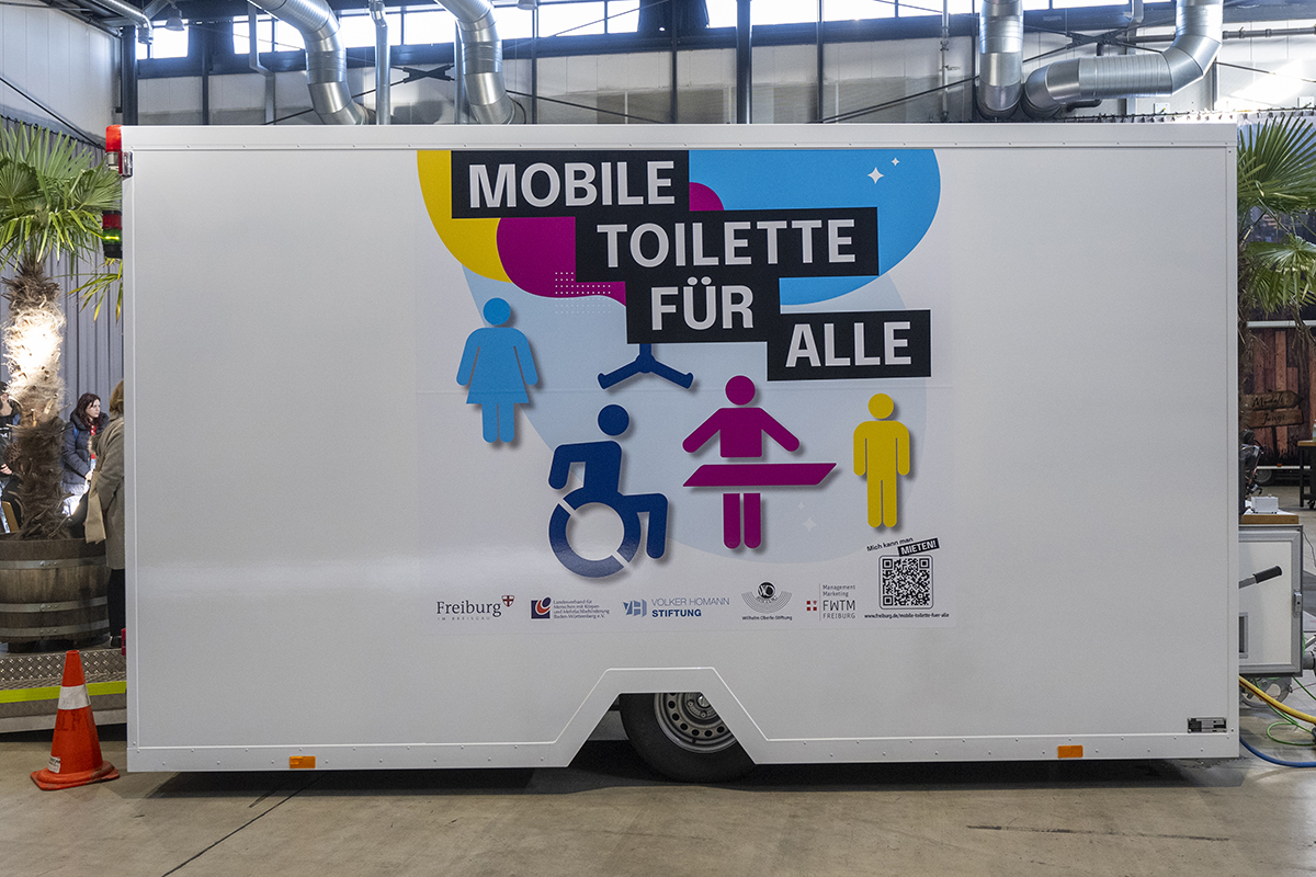 Anhänger Mobile Toilette für alle