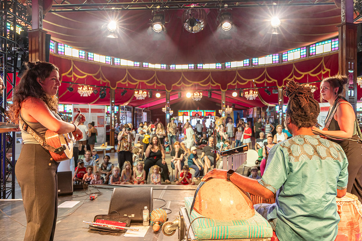 Großes Abschlusskonzert mit dem Freiburg World Music Project