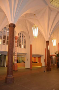 Meckelhalle –  Sparkassen - FinanzZentrum