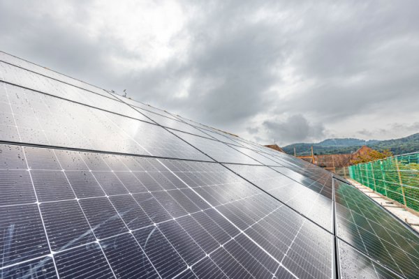 Ausbau Photovoltaik-Anlagen auf städtischen Gebäuden