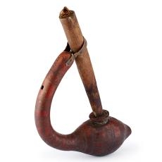 Hookah pipe, East Africa, 19th century, inventory number I/0998, Photo: Axel Killian