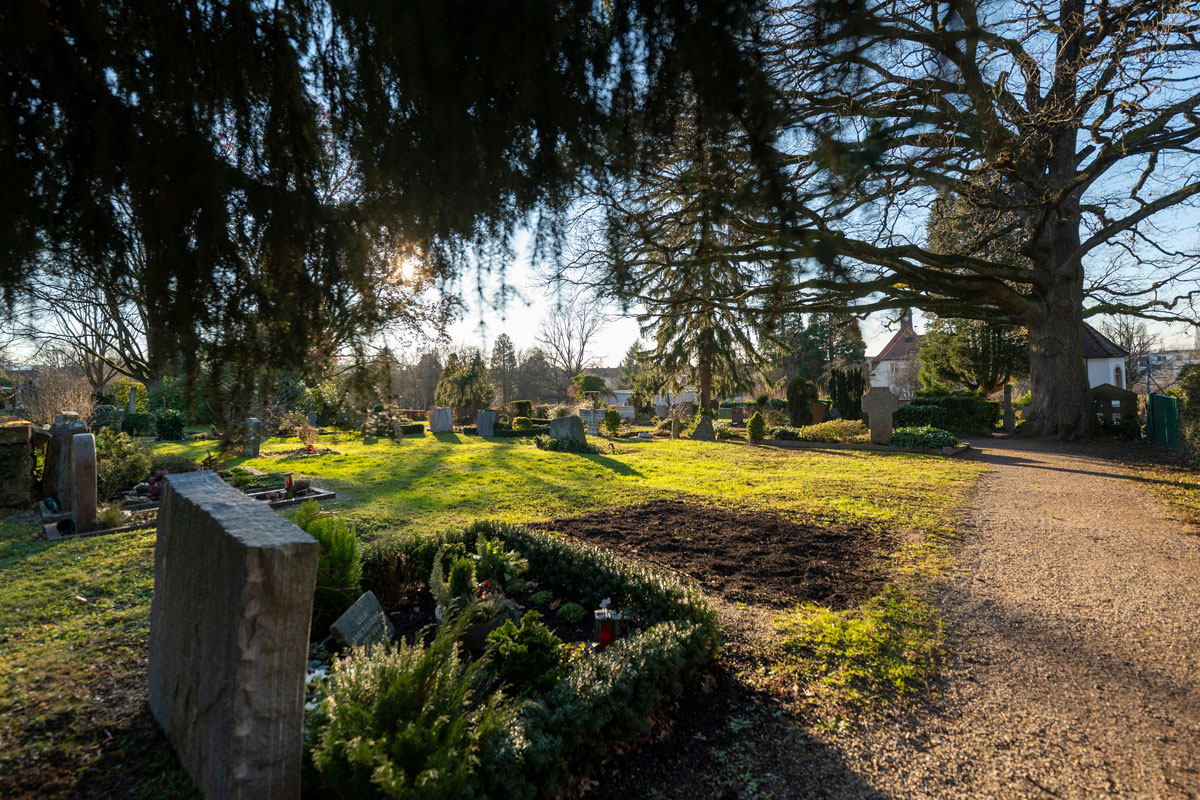 Gräber auf einem Friedhof